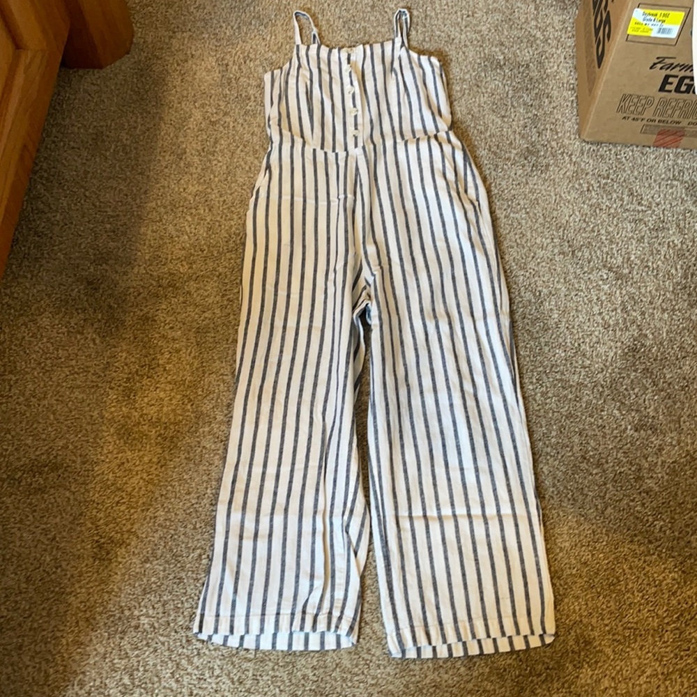 Old Navy Capri jumper jumpsuit stripe size medium